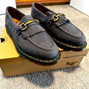 Dr. Martens Adrian Gray